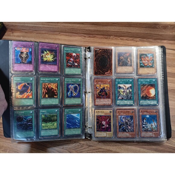 Yu-Gi-Oh Card Binder Collection - Picture 3 of 16